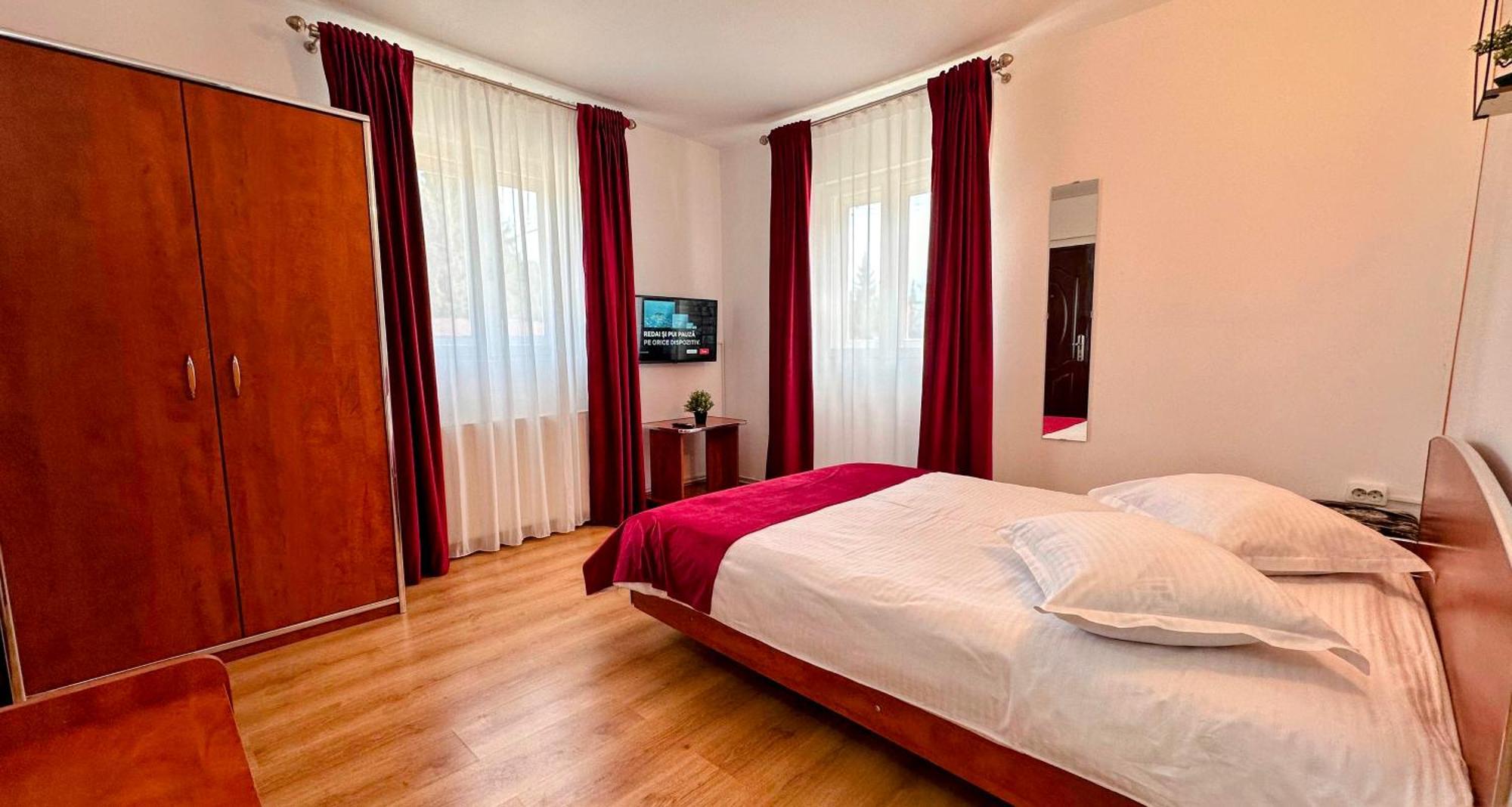 Отель Valea Alba View - Self Check-In Буштени Экстерьер фото
